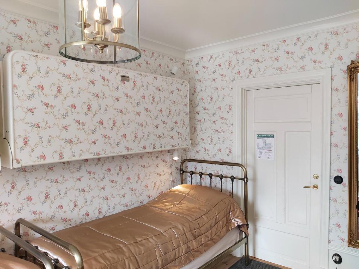 Anna'S Bed & Kitchen Hostel Varberg Exterior photo