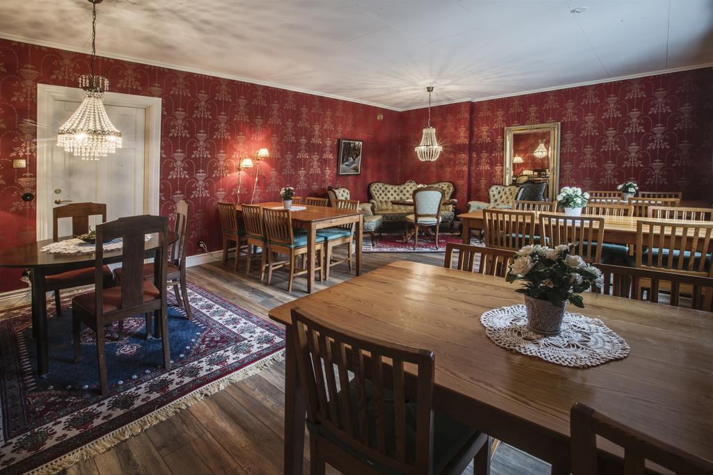 Anna'S Bed & Kitchen Hostel Varberg Exterior photo