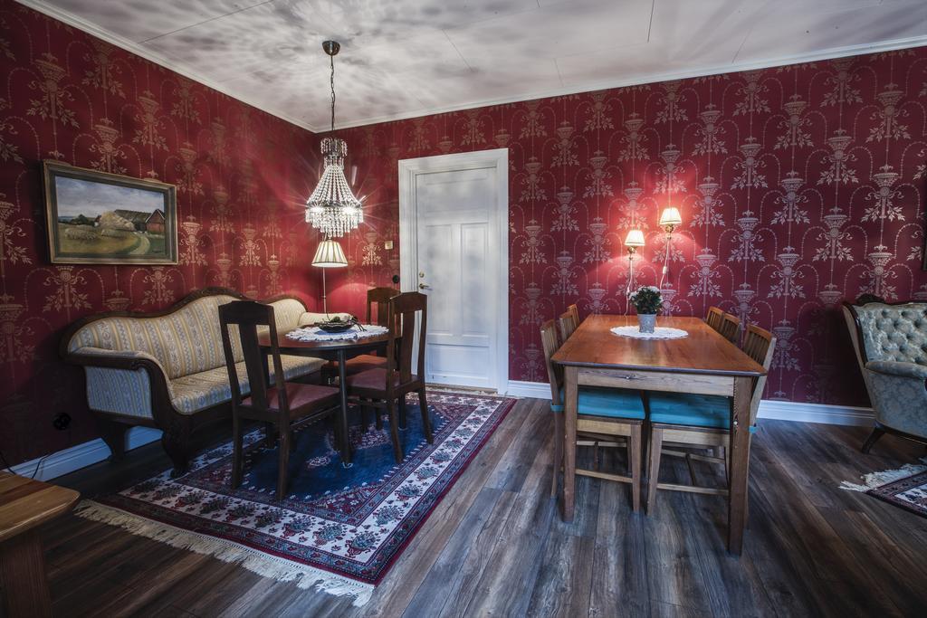Anna'S Bed & Kitchen Hostel Varberg Exterior photo