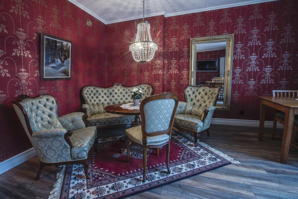 Anna'S Bed & Kitchen Hostel Varberg Exterior photo