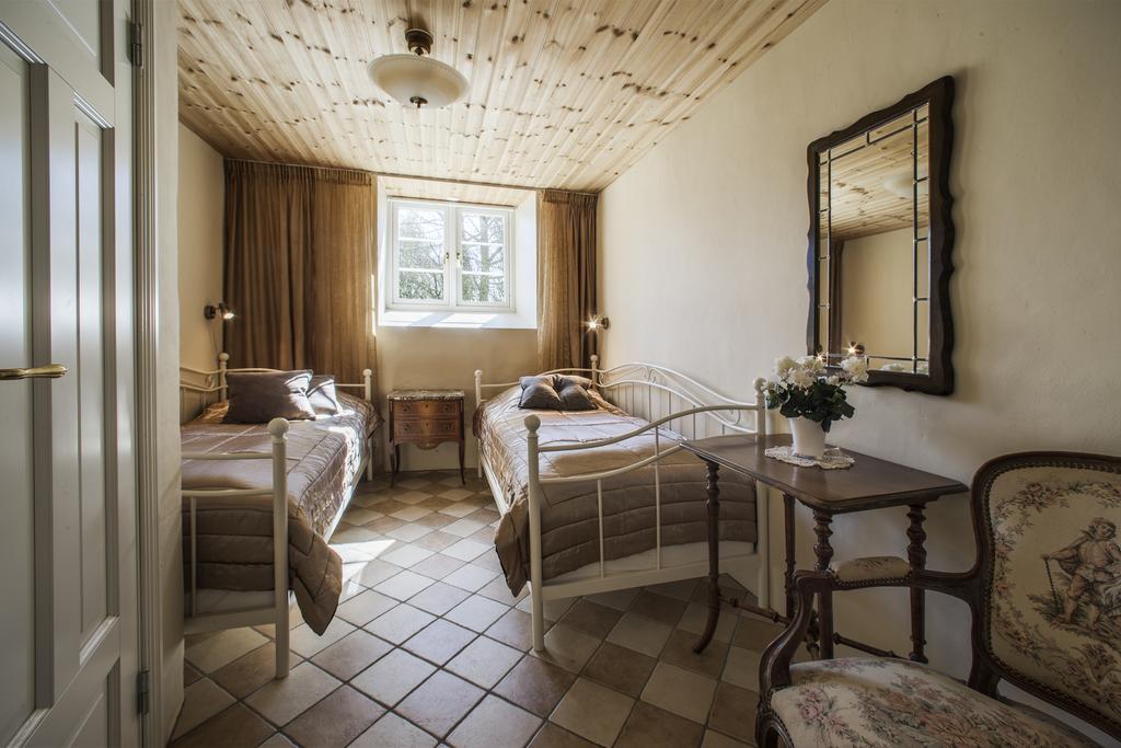 Anna'S Bed & Kitchen Hostel Varberg Exterior photo